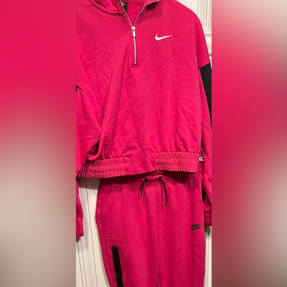 Nike Pants Nike Jogger Pinkmaroon 2pc Set top S bottom L - Picture 3 of 16